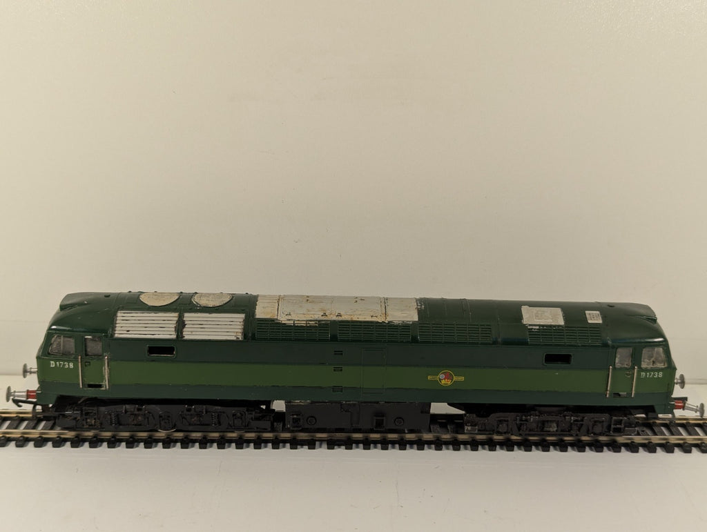 Hornby OO Gauge BR Class 47 Diesel Locomotive - Repainted and nonrunner