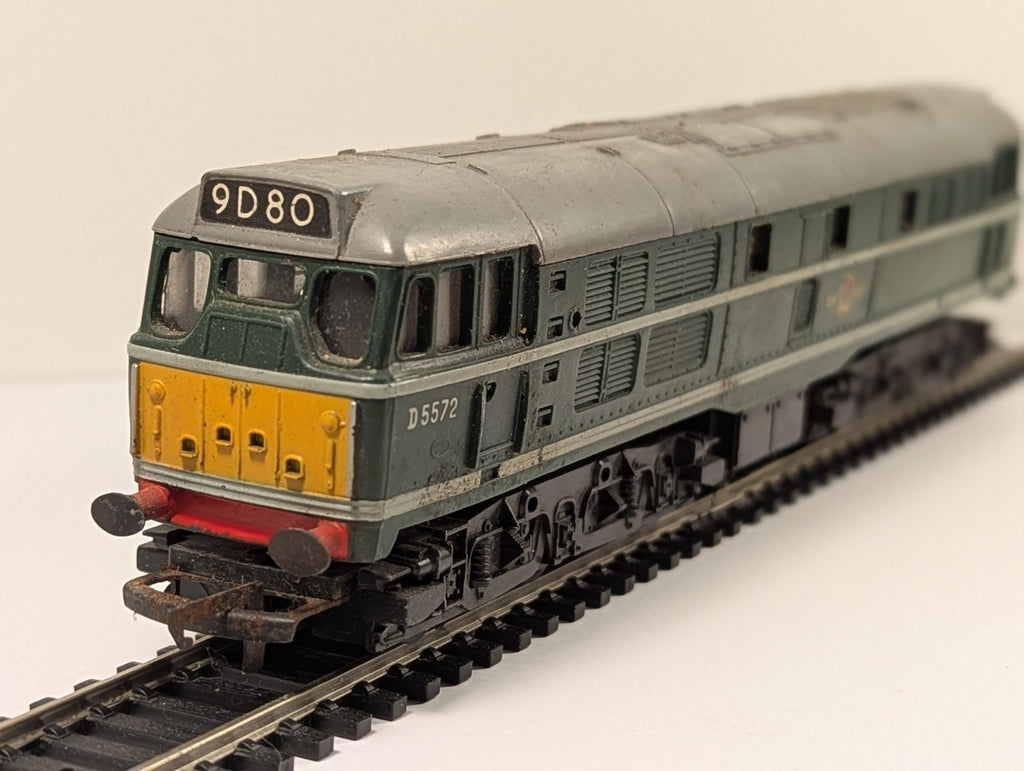 Tri-ang Hornby R357 OO Gauge Class 31 Diesel Locomotive