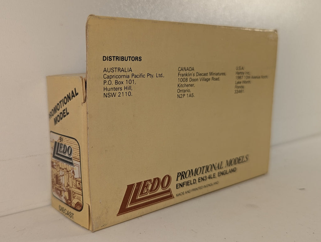 Lledo 1931 Chevrolet Coach Diecast Bus Happy Days Austin's