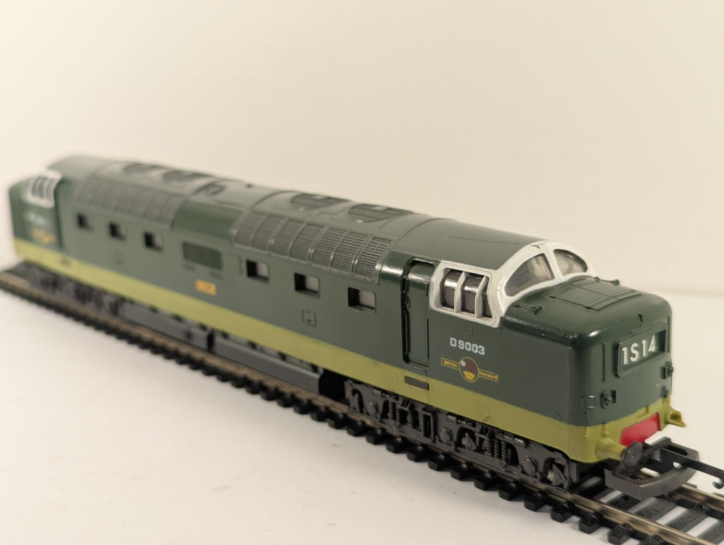 Lima OO Gauge Class 55 Deltic D9003 Meld Diesel Locomotive - Non-Runner