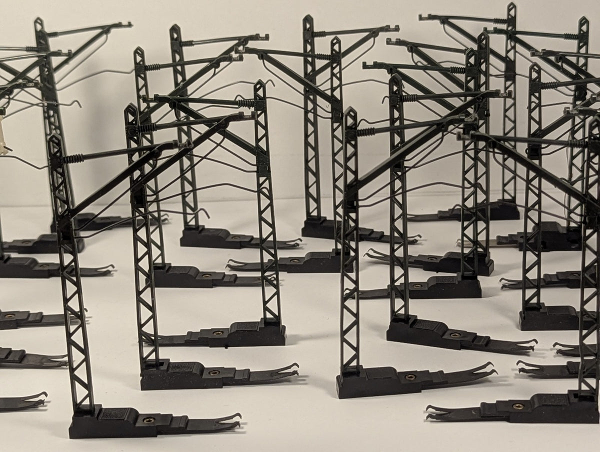 Tri-ang OO Gauge Overhead Catenary Masts