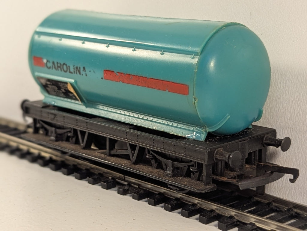Tri-ang OO Gauge Green Tanker Wagon