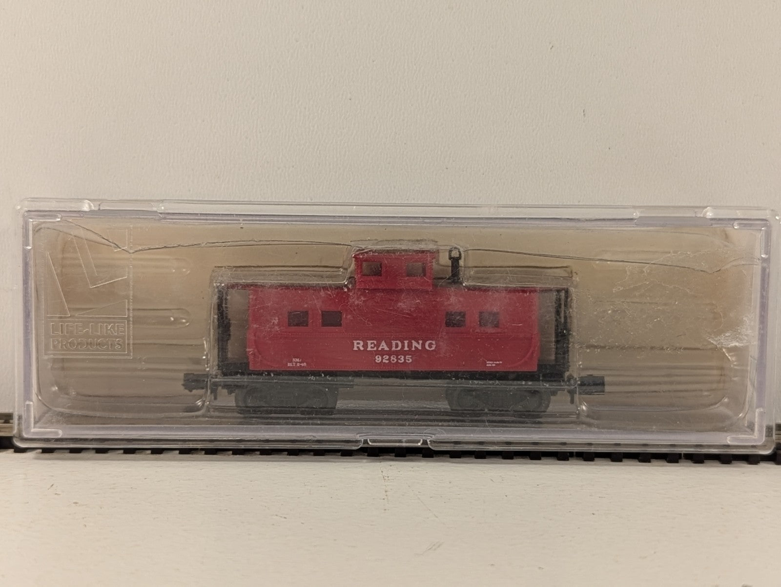 Life-Like 7974 N Gauge Reading Caboose - Boxed