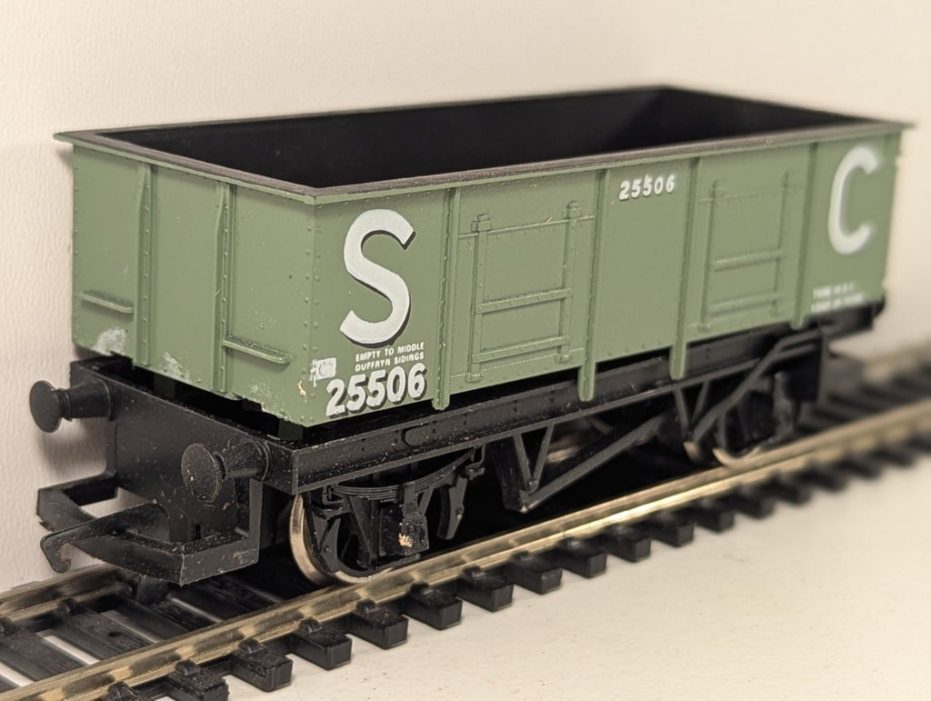 Hornby R730 OO Gauge “S.C.” Mineral Wagon