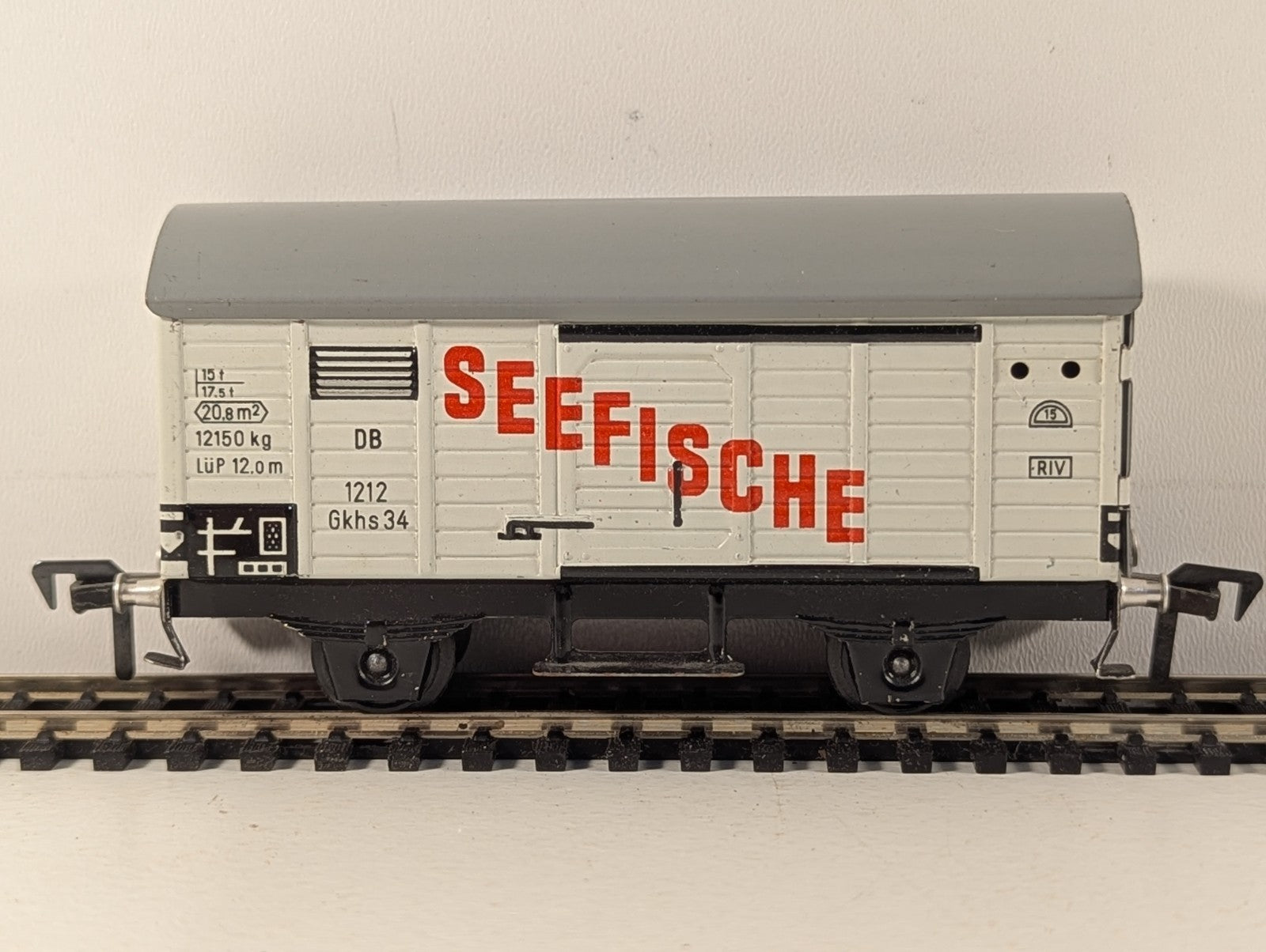 Fleischmann HO Gauge DB Seefische Refrigerated Fish Wagon Goods Wagon