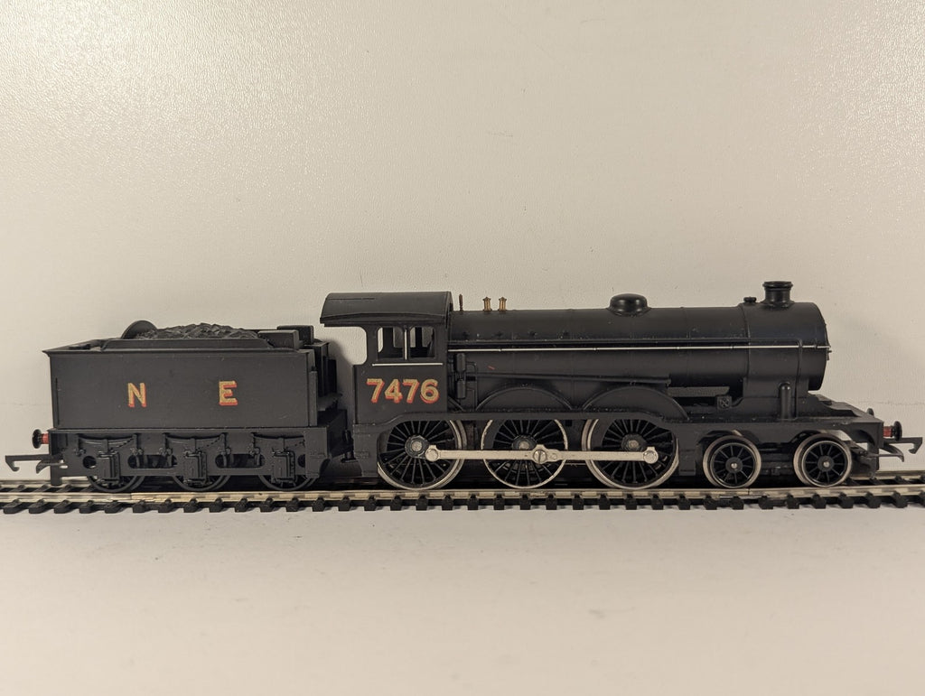 Hornby OO Gauge Class B12 Steam Locomotive 7476 NE Black R150 Spares or Repair