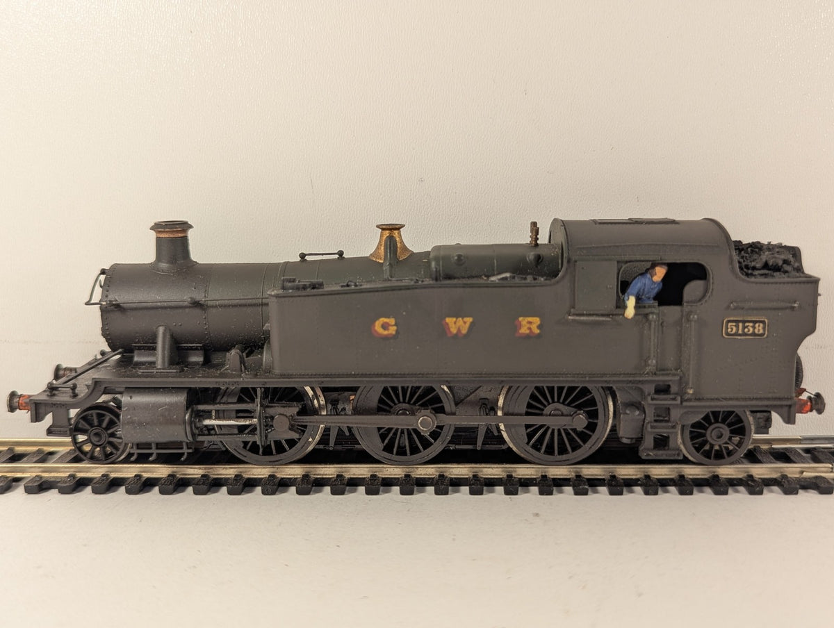 Airfix OO Gauge GWR Class 61xx Prairie Tank Steam Locomotive 5138 GWR Green