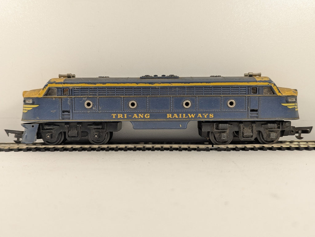 Tri-ang OO Gauge Transcontinental Double Ended Diesel Locomotive 5002