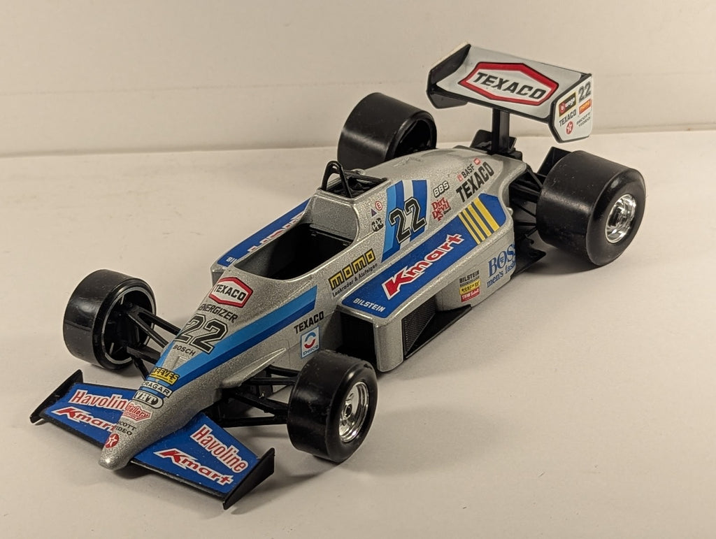 Bburago 1/24 Lola T93/00 Ford Indy Car Die-cast Model Car 22