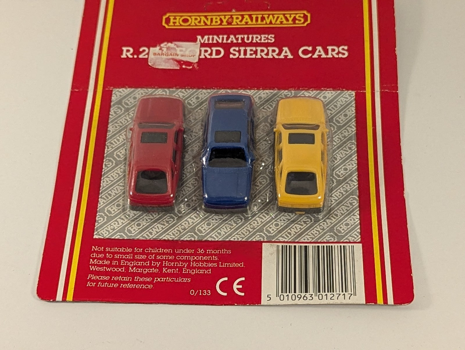 Hornby OO Gauge Ford Sierra Cars Vehicles Red, Blue and Yellow R203
