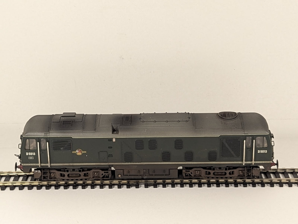 Bachmann OO Gauge Class 24 Diesel Locomotive D5013 BR Green