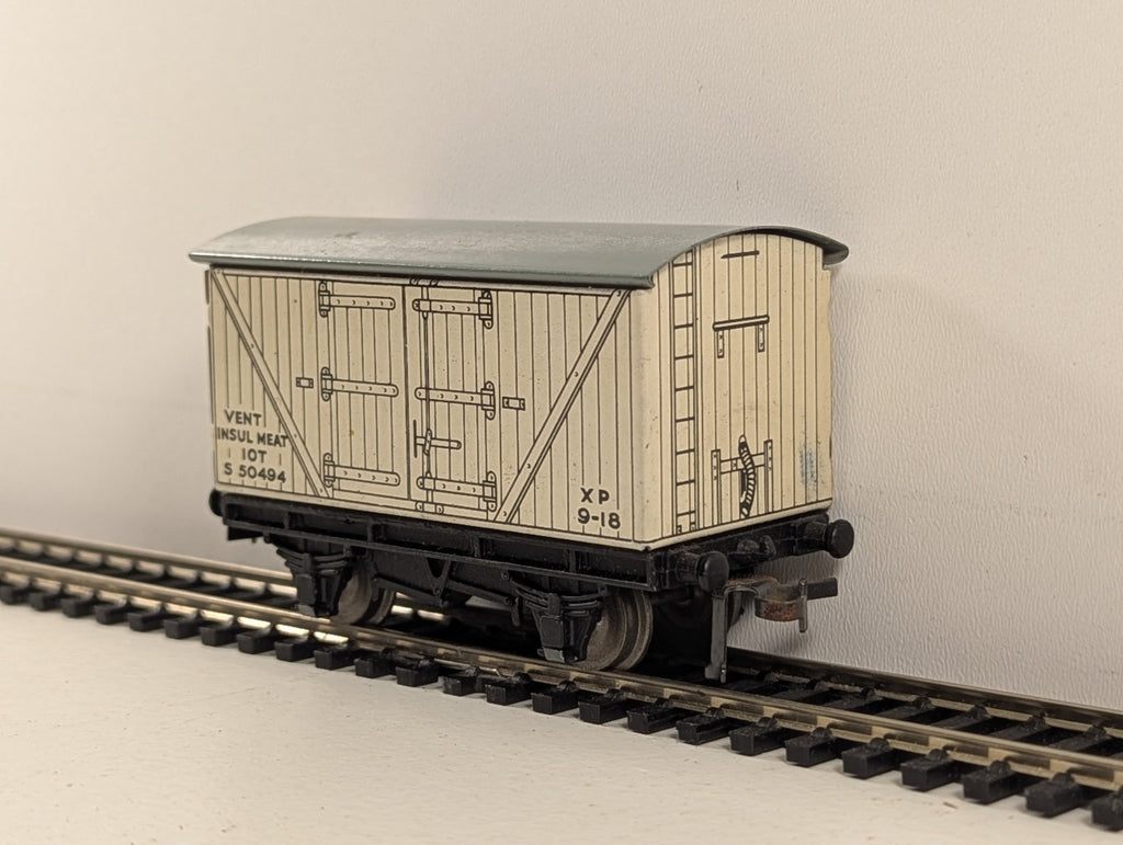 Hornby Dublo 32065 OO Gauge BR White D1 Meat Van - Boxed