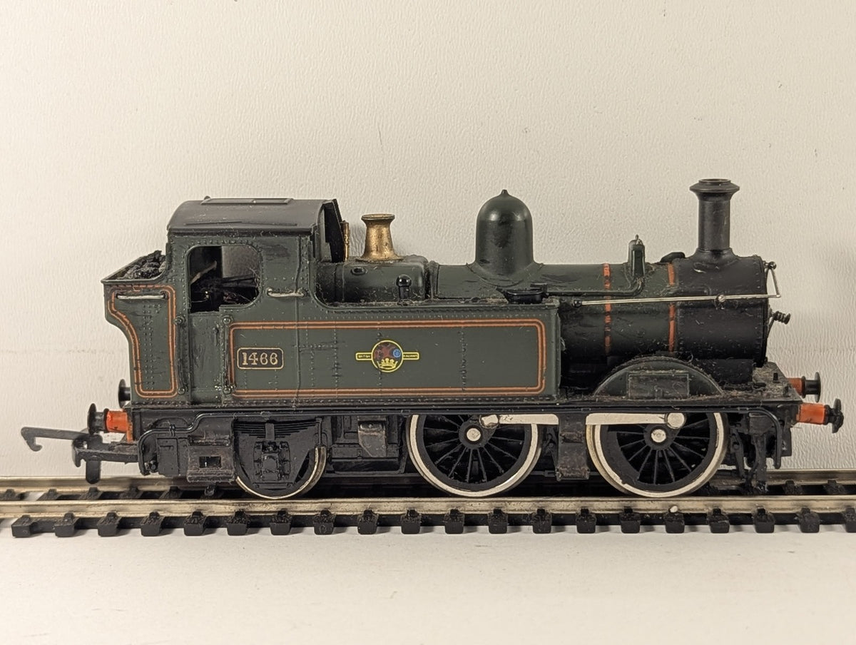 Airfix OO Gauge GWR 1400 Class 0-4-2T Steam Locomotive 1466 BR Lined Green