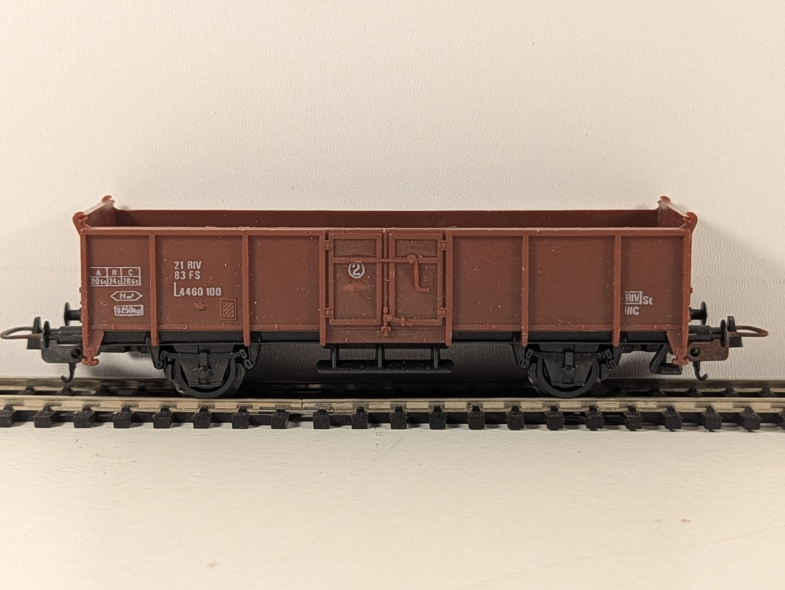 Lima HO Gauge Brown Gondola Open Freight Wagon