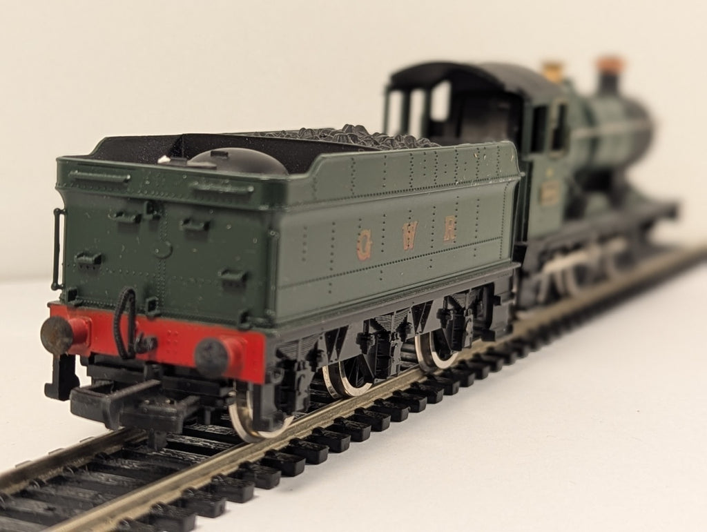 Mainline 37-058 OO Gauge GWR Green Collett Goods Class 2251 No. 320