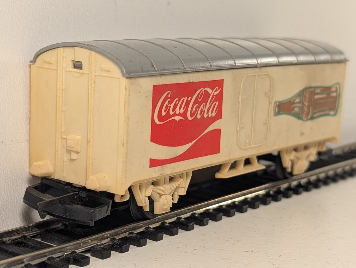 Lima OO Gauge Coca-Cola Box Van Goods Wagon