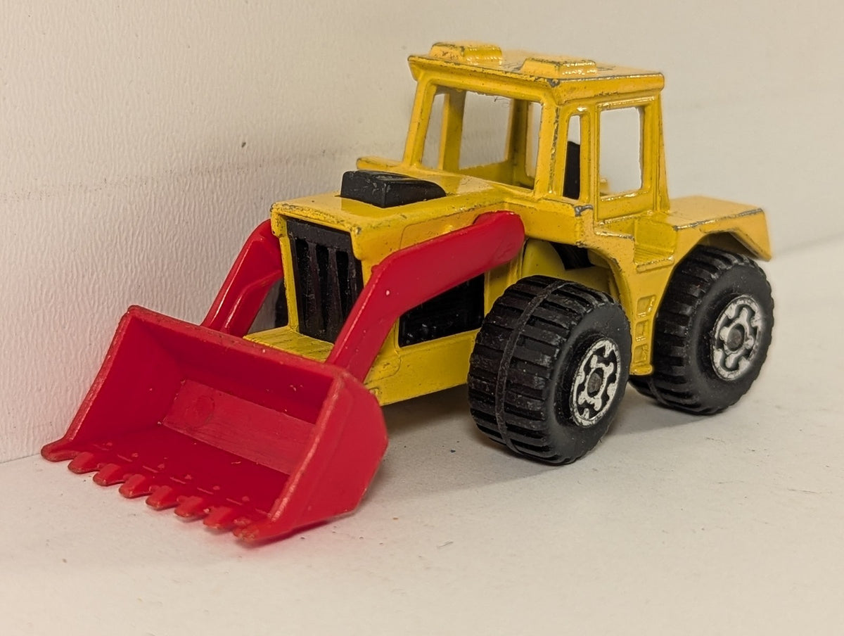 Matchbox Tractor Shovel Die-cast Model Yellow and Red No. 29
