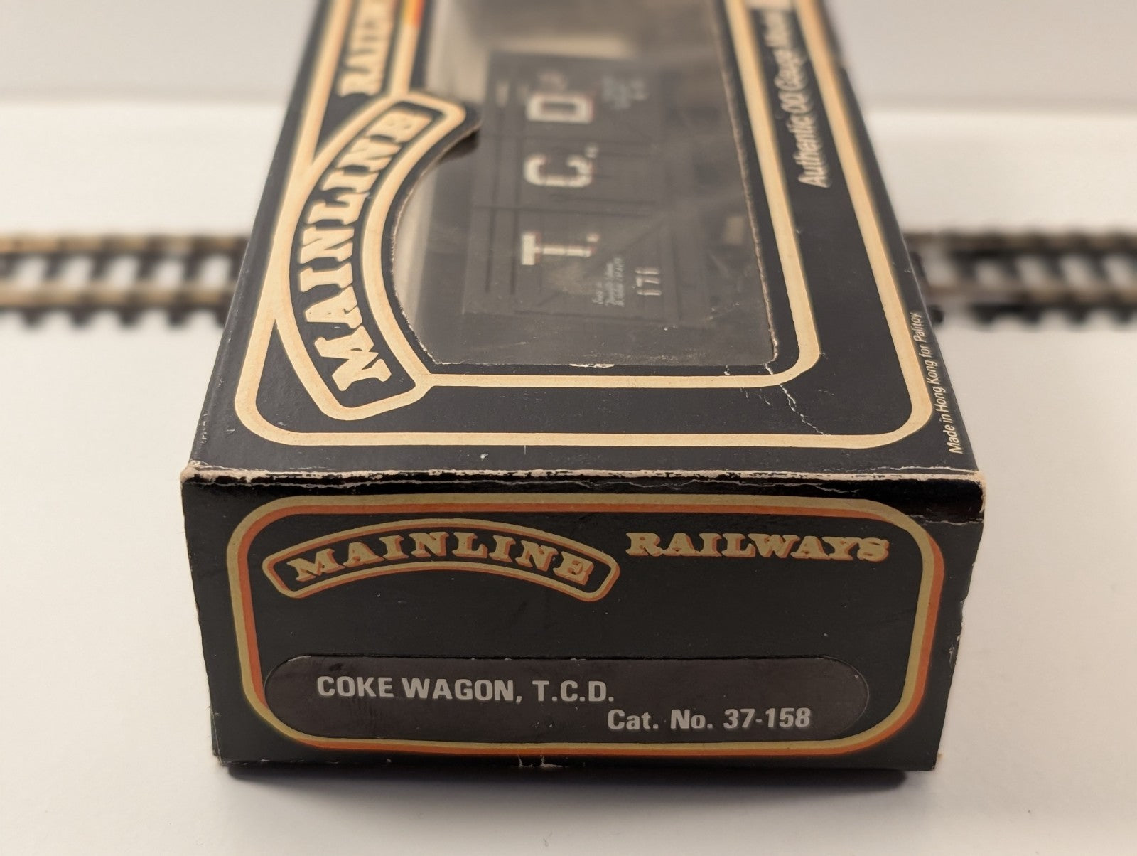 Mainline 37-158 OO Gauge Coke Wagon in T.C.D. livery, number 171