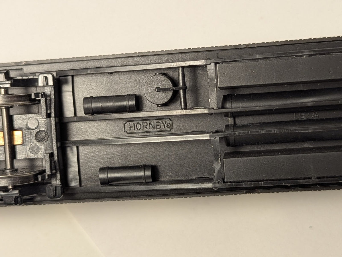 Hornby OO Gauge Pullman Parlour Car 'Car No. 35' Third Class Working Lights