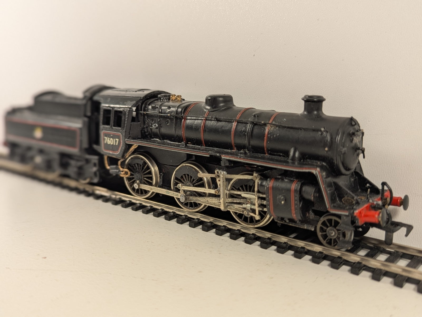 Airfix OO Gauge BR Standard Class 4MT 76017 2-6-0