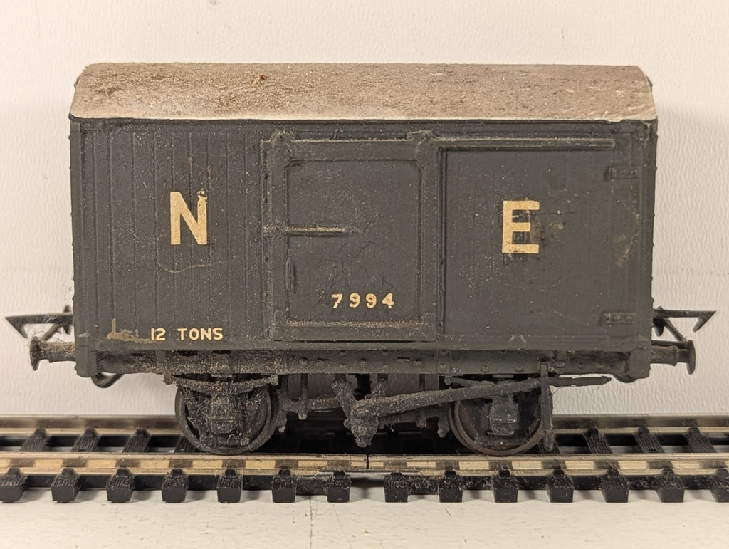 Kit-built OO Gauge LNER 12 Ton Goods Van Wagons 7994 LNER Grey