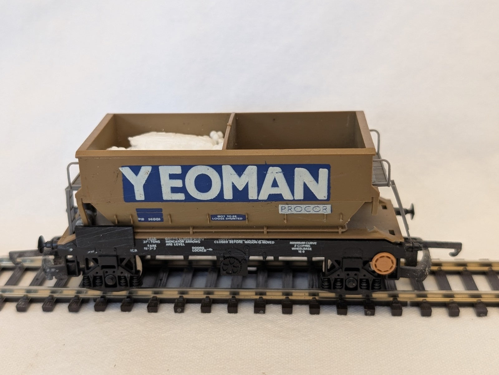 Lima OO Gauge PGA Stone Hopper Wagon Goods Wagon PR14001 Foster Yeoman