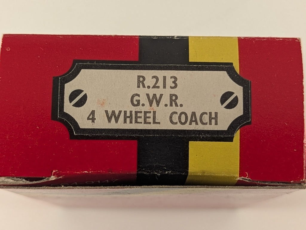 Hornby OO Gauge GWR 4-Wheel Coach R446