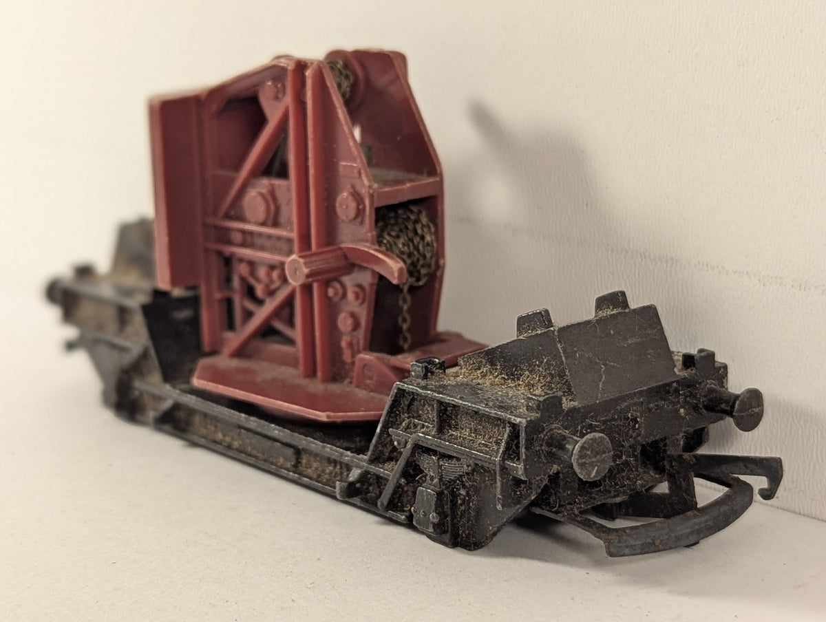 Tri-ang OO Gauge Modified Well Wagon with Crane Cab Goods Wagon Black and Red