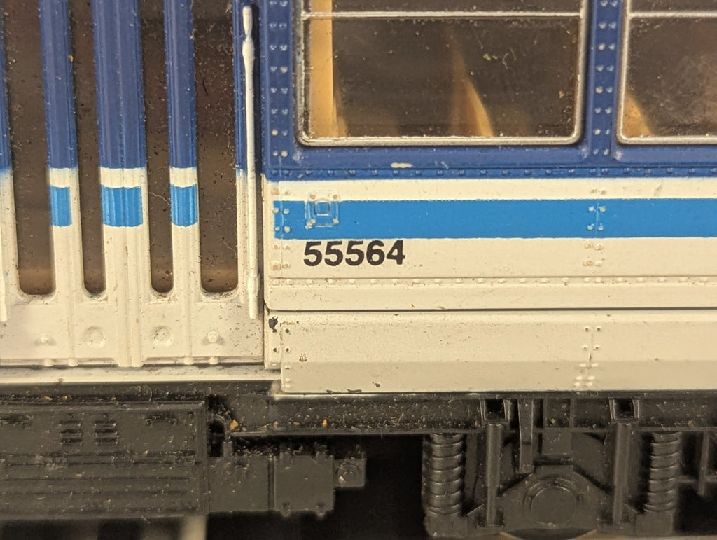 Hornby OO Gauge Class 142 Pacer 2-Car DMU Diesel Multiple Unit , Regional Livery