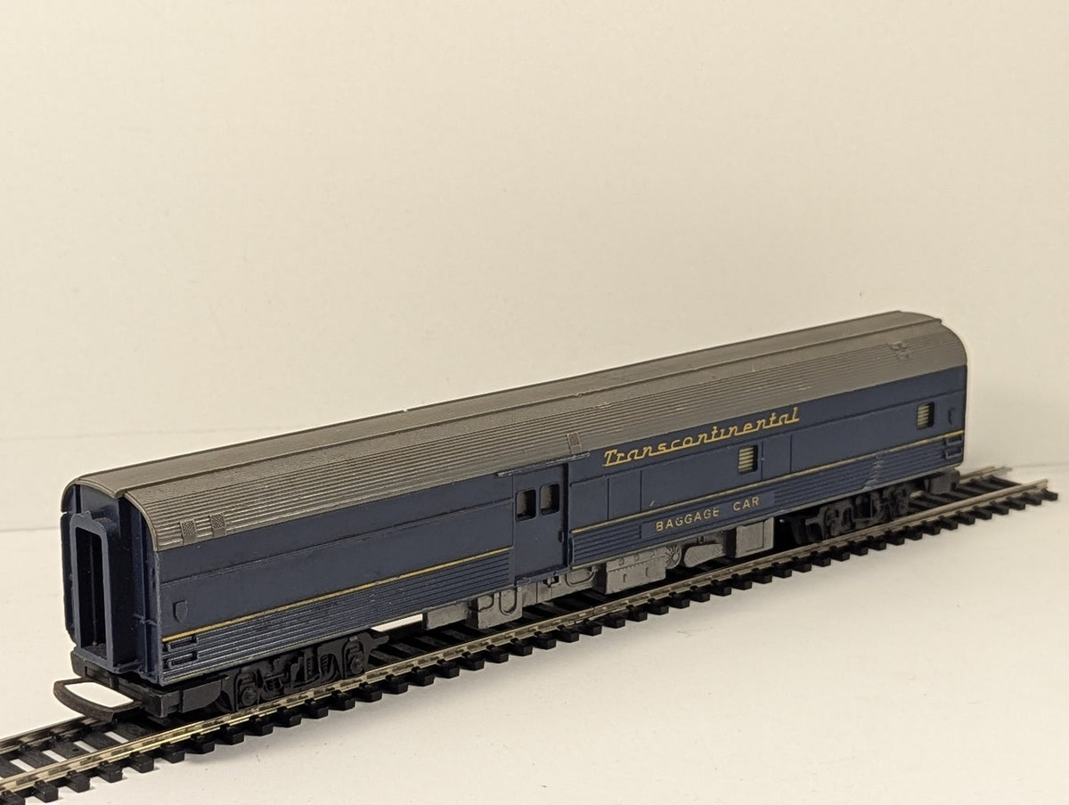 Tri-ang OO Gauge Transcontinental Baggage Car Passenger Coach