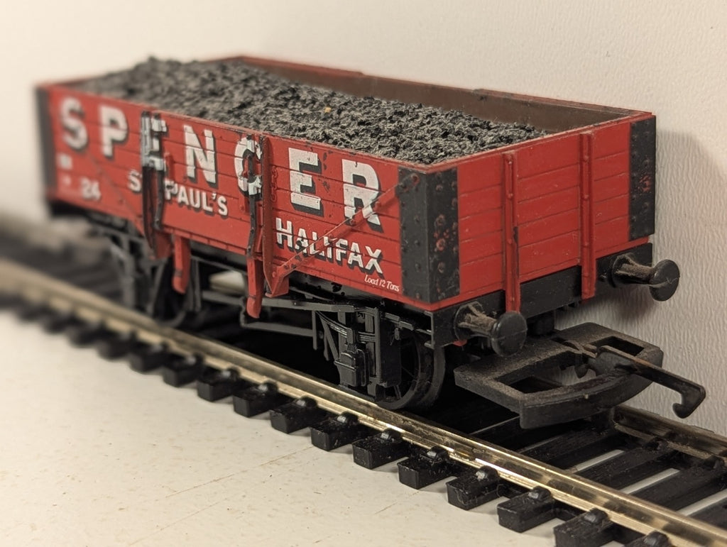 GMR Airfix OO Gauge 5-Plank Wagon "Spencer" Goods Wagon 24