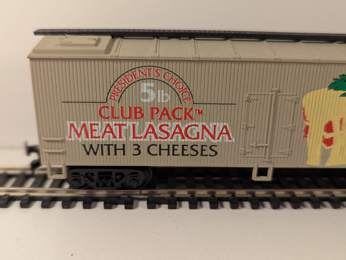 Athearn HO Gauge President’s Choice Meat Lasagna Box Car