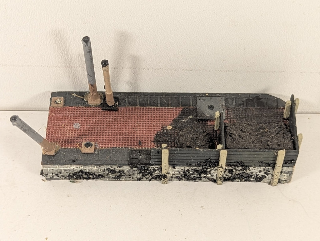 Kit-built OO Gauge Canal Coaling Wharf with Water Crane Scenic & Buildings