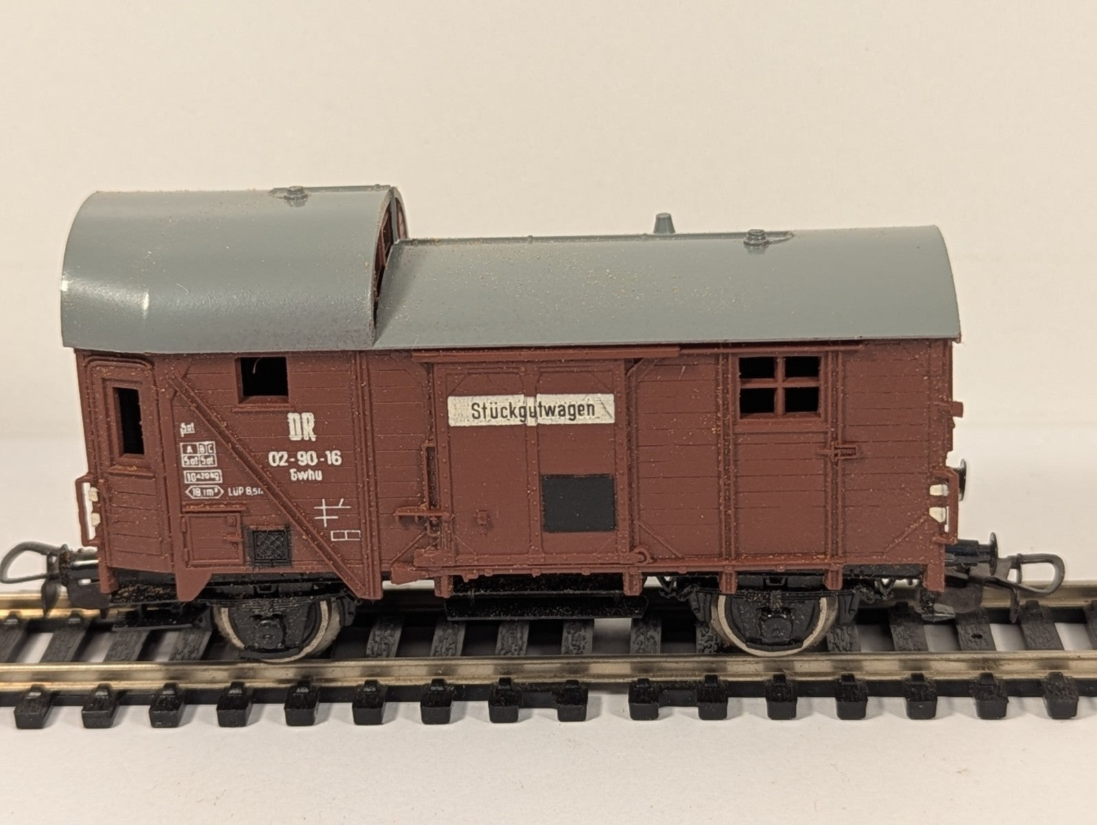 Piko HO Gauge DR Goods Brake Van Type Gwhu