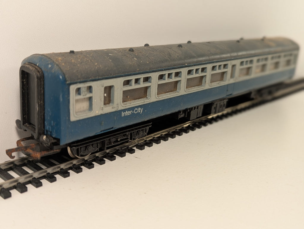 Tri-ang Hornby OO Gauge BR Mk2 InterCity Coach M5120