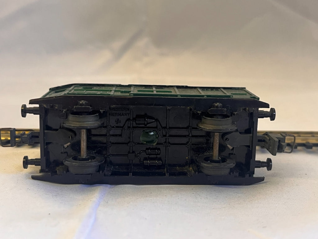 Trix Express HO Scale Luggage Van