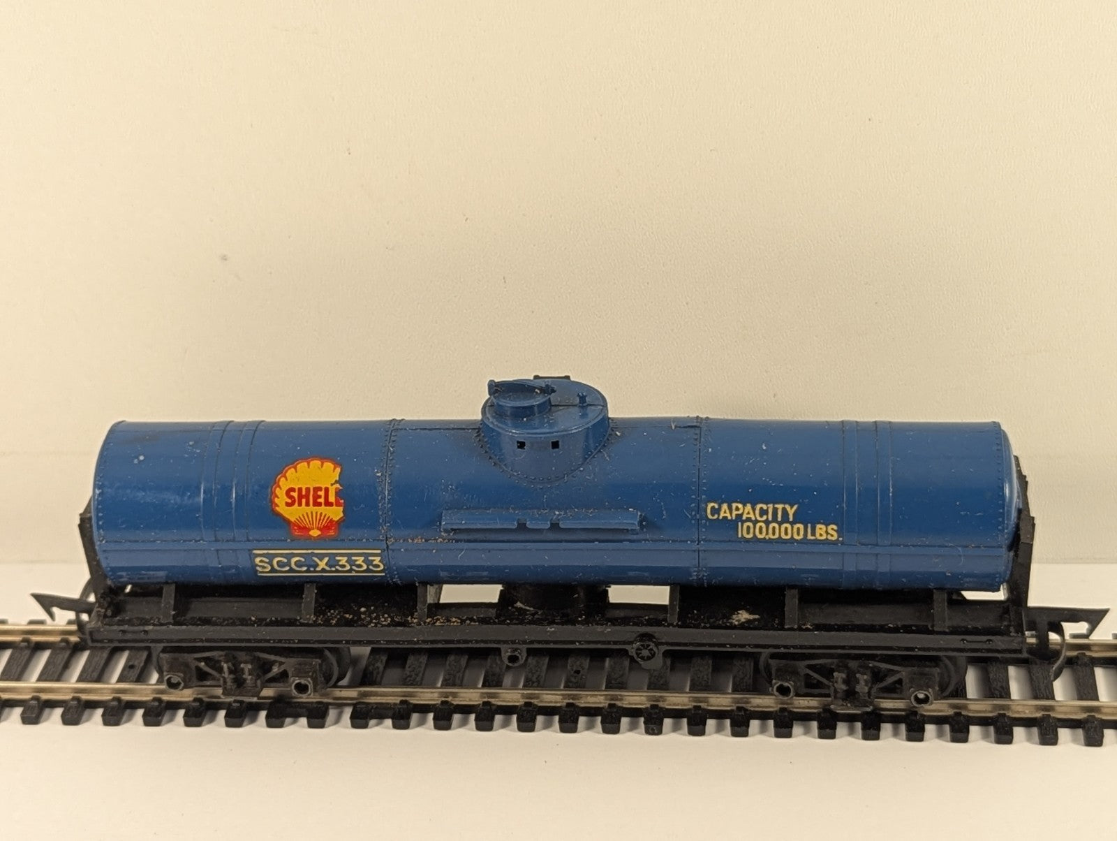 Tri-ang R.12 Shell Tank Wagon