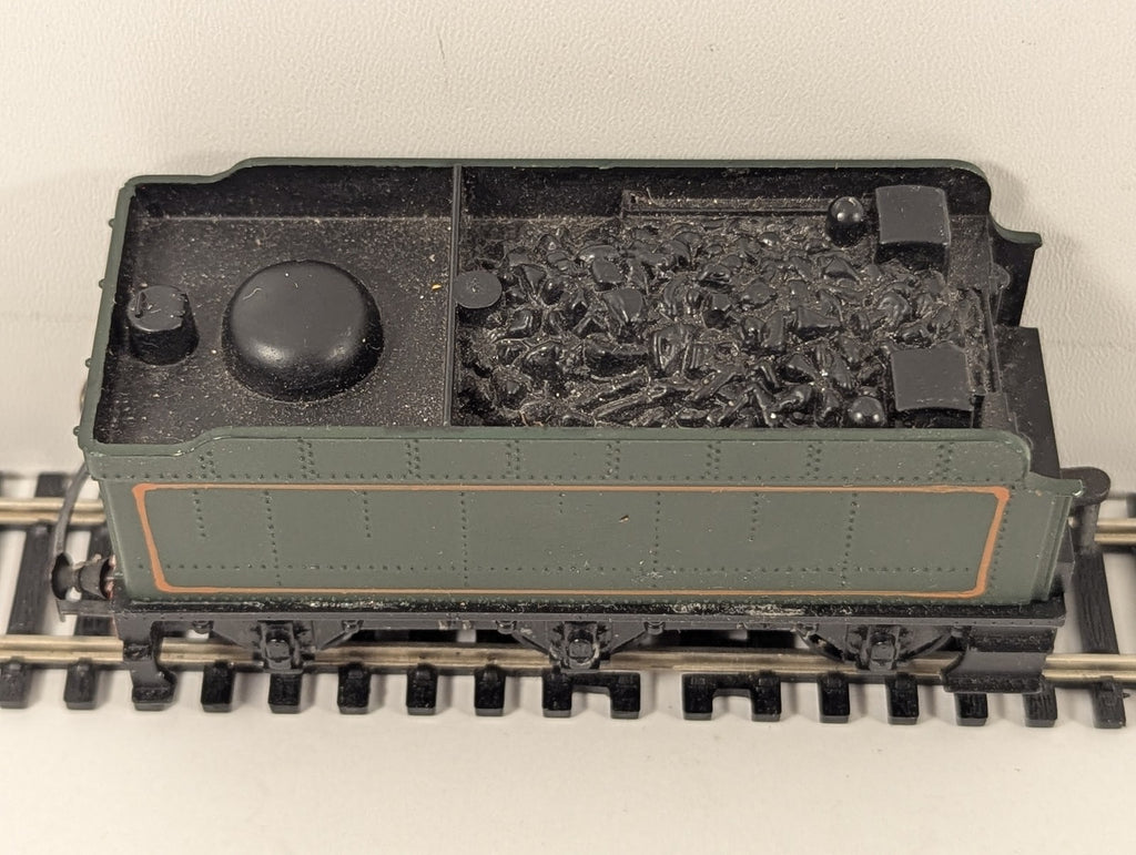 Tri-ang OO Gauge GWR 6-Wheel Tender GWR Green