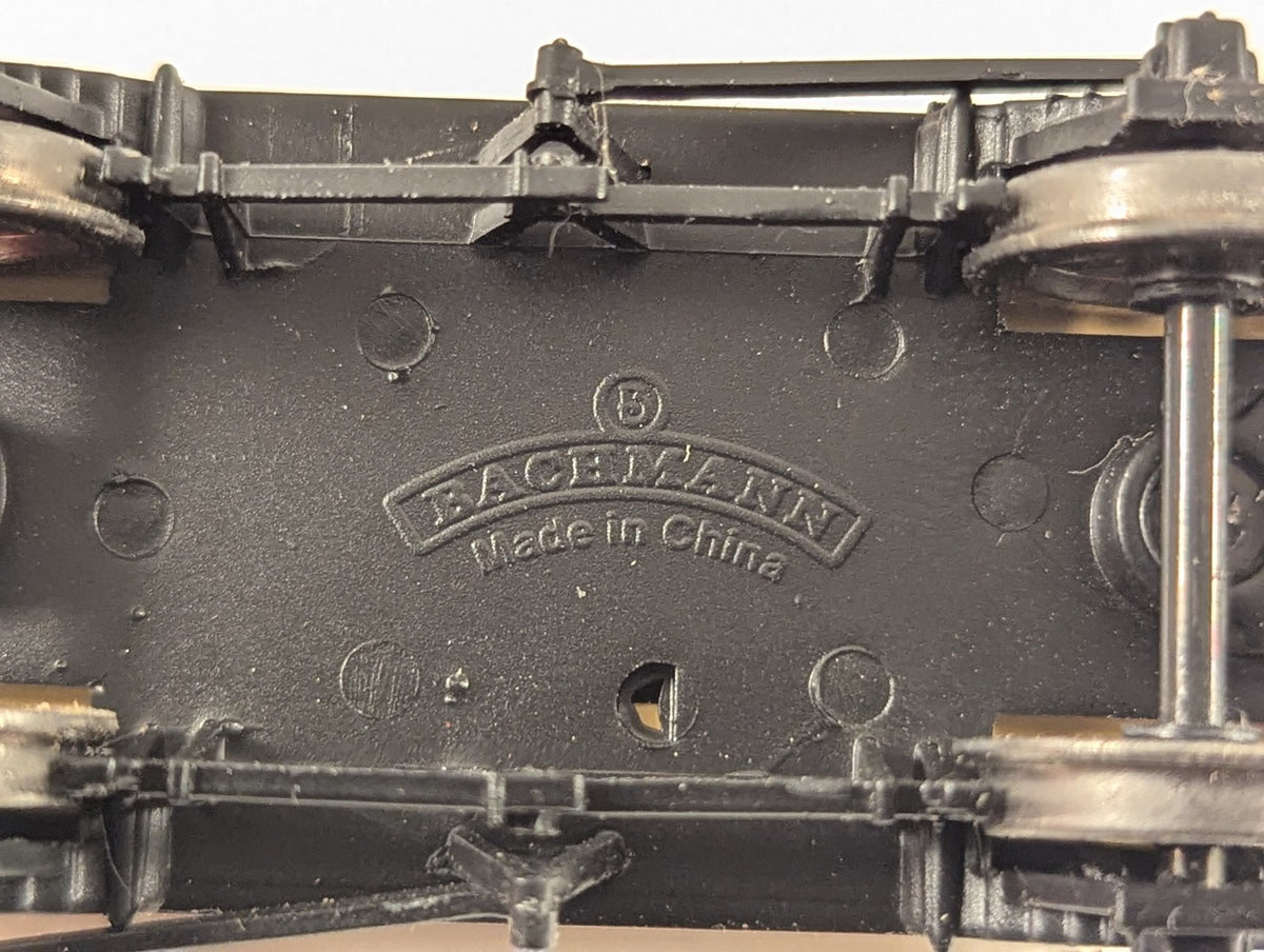 Bachmann OO Gauge 14 Ton Tank Wagon 25 Acme Dominion 37-078