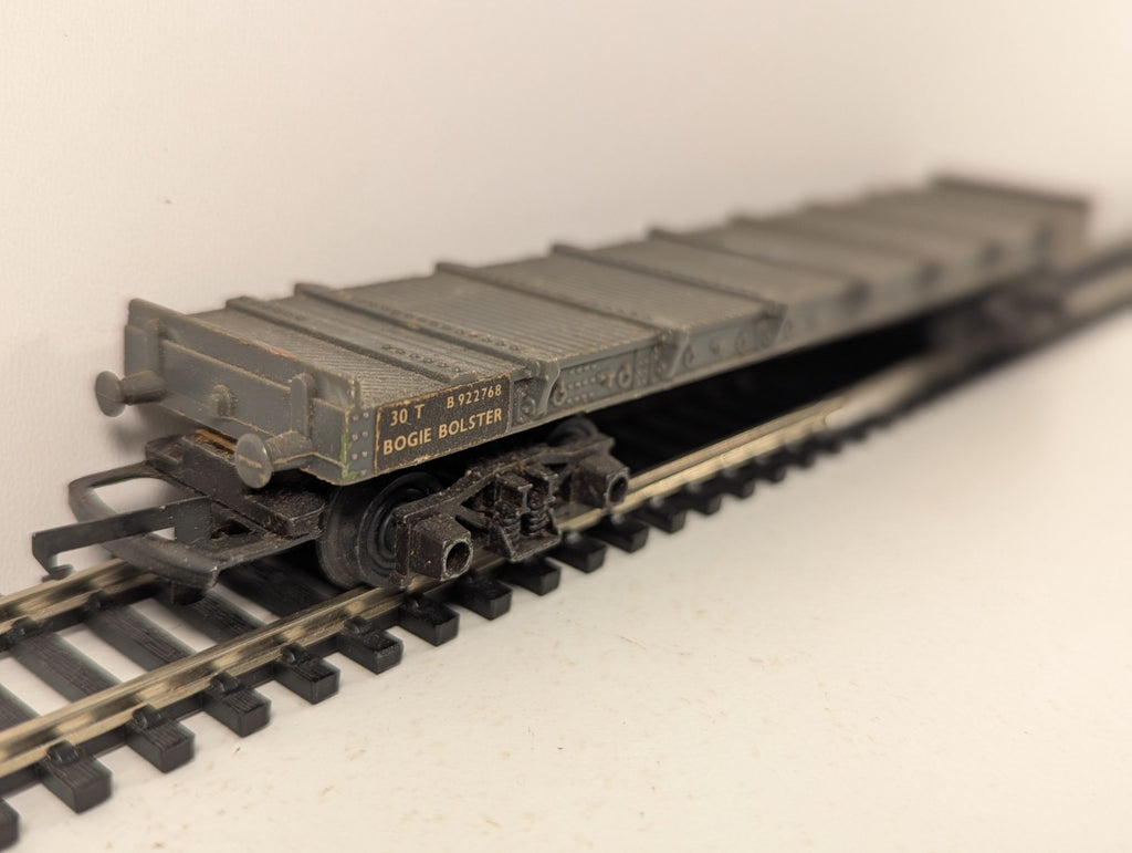 Playcraft Railways OO Gauge 30 Ton Bogie Bolster Wagon