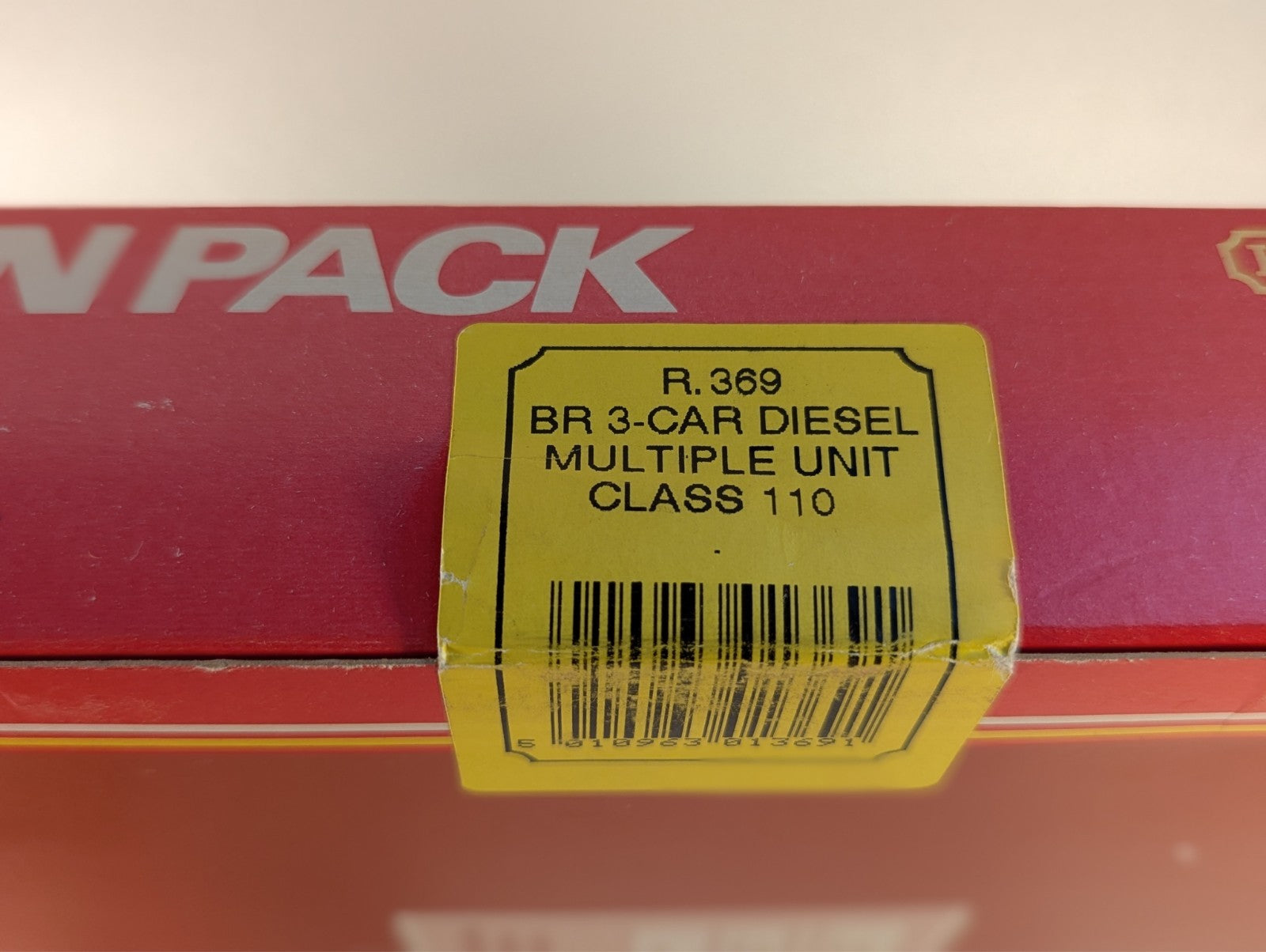 Hornby R.369 BR Class 110 3-Car Diesel Multiple Unit Train Pack OO Gauge - Boxed