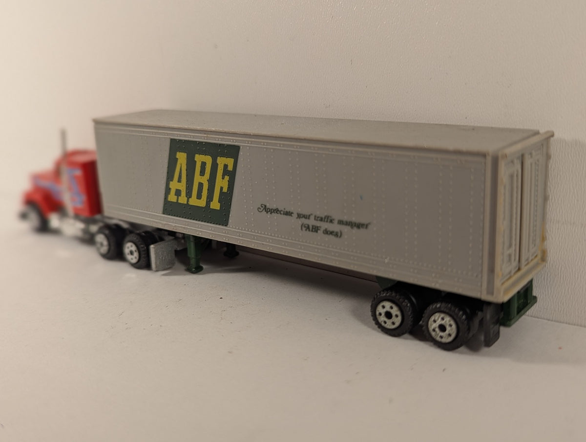 Road Champs Mack Super-Liner with ABF Trailer Die-cast Vehicle
