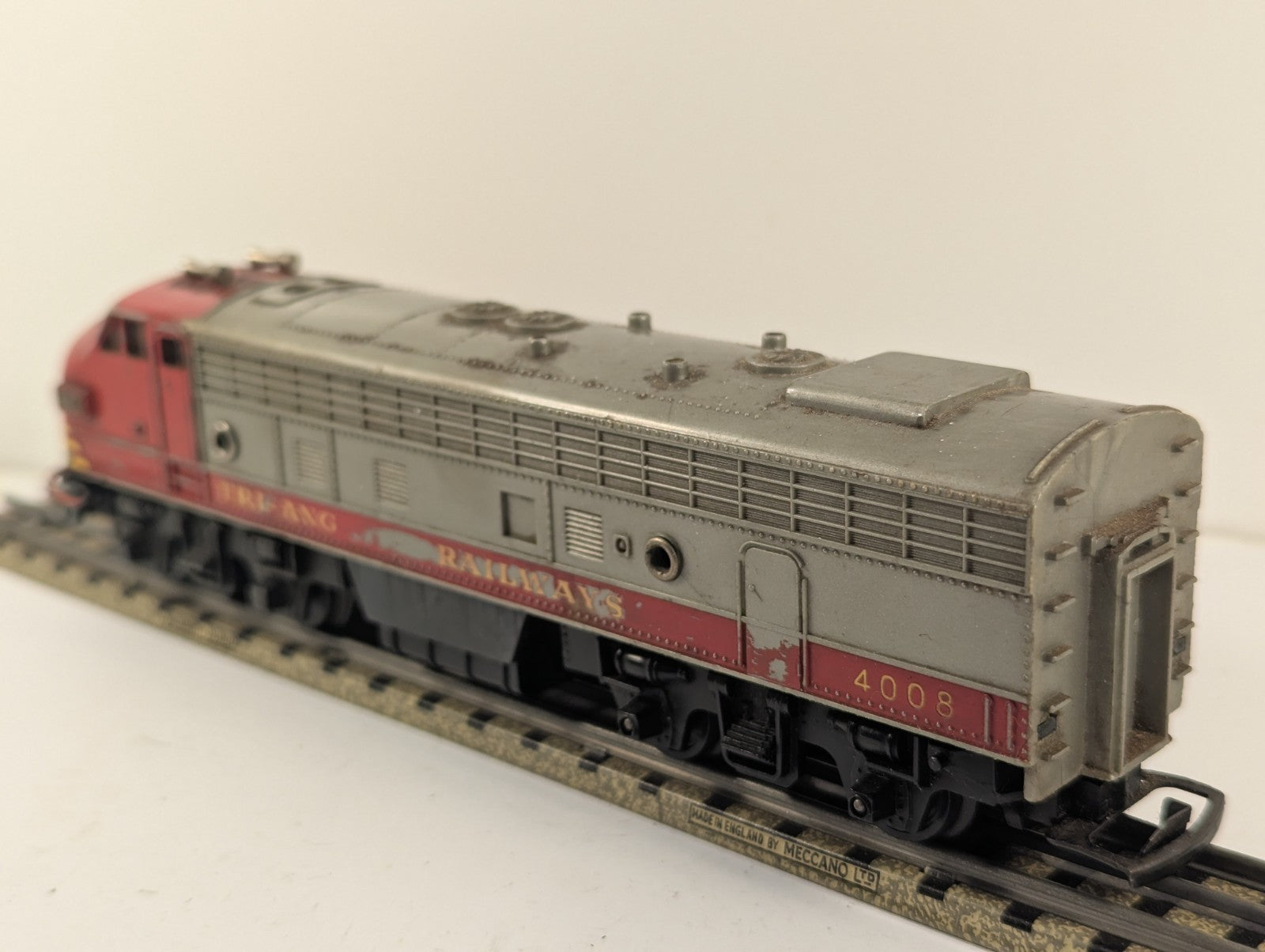 Tri-ang Railways R55 OO Gauge Transcontinental Diesel Spares/Repair