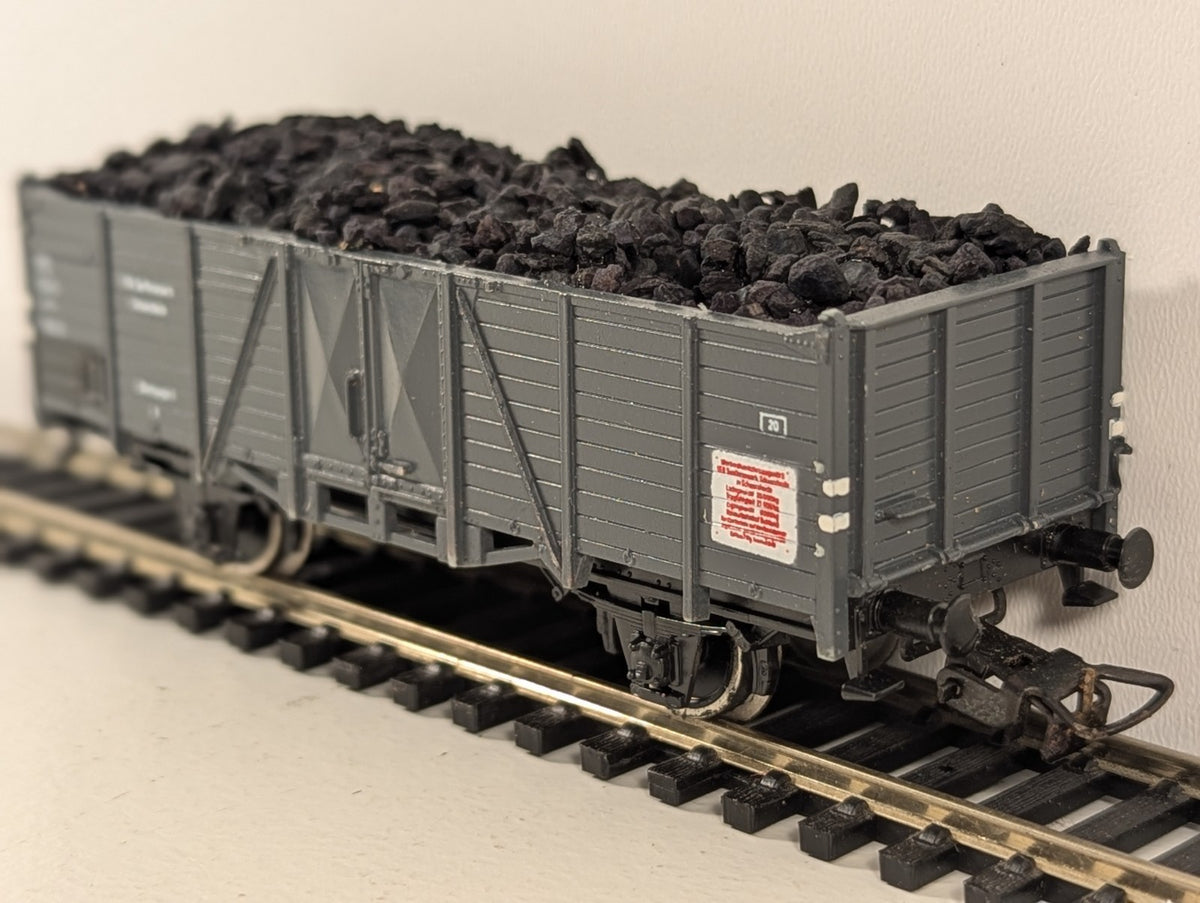 Piko HO Gauge VEB Synthesewerk Schwarzheide Werkwagen 3 Wagon