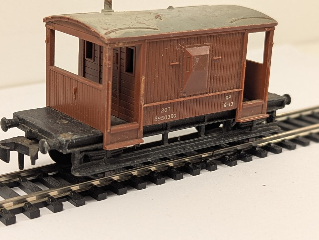 Hornby Dublo OO Gauge BR Standard 20T Brake Van