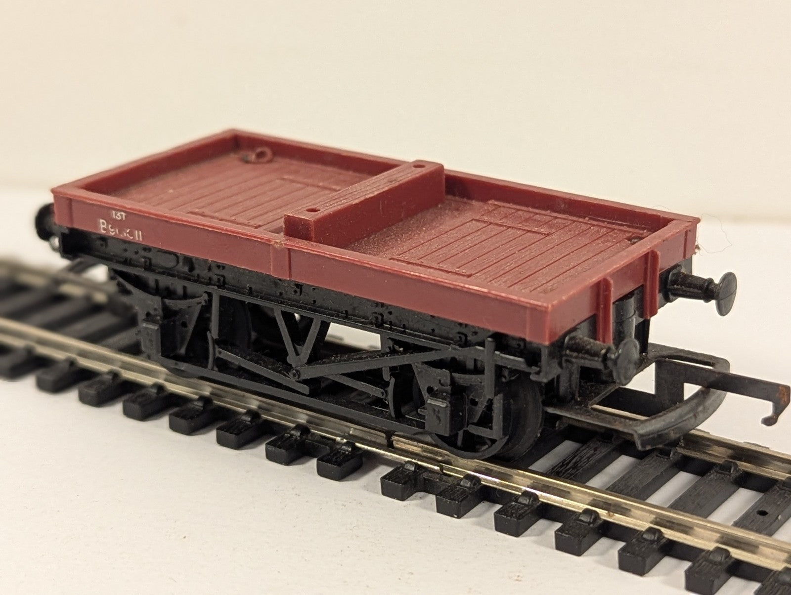 Tri-ang OO Gauge BR Bolster Wagon
