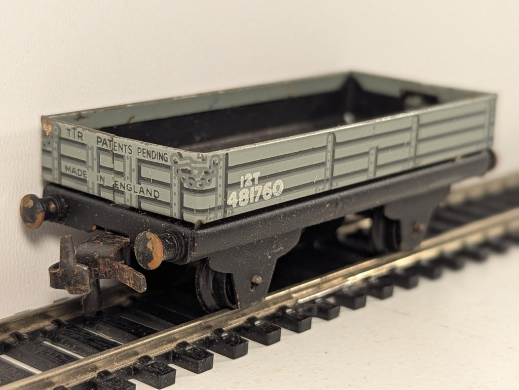 Trix Twin Railway OO Gauge 5-Plank Open Wagon 481760 Grey
