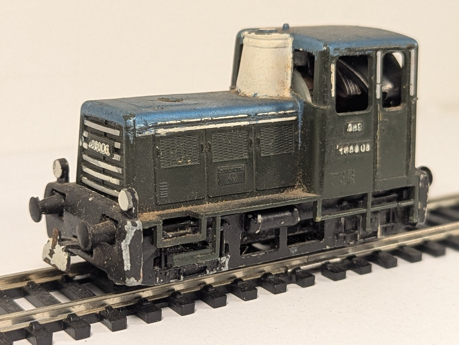 Kleinbahn HO Gauge ÖBB 2060.08 Diesel – Repainted – Spares/Repair