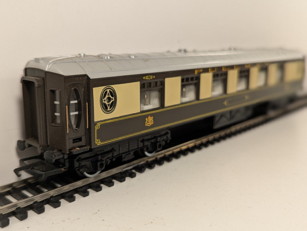 Hornby R.223 Pullman 1st Class Parlour Car