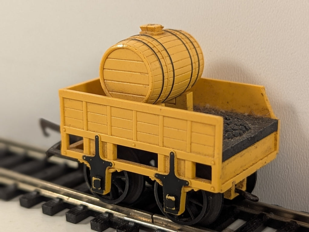 Tri-ang Hornby R652 OO Gauge Stevenson’s Rocket Tender